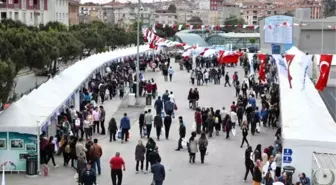 Üniversite Adayları Fuarda Buluştu