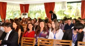 Ayvalık'ta Gençlik Meclis'te Çalıştayı Başladı