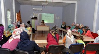 İstismara Karşı Kadın ve Çocuklara Farkındalık Eğitimi Verildi