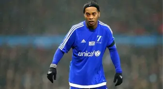 Antalyaspor Ronaldinho ile Prensipte Anlaştı