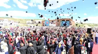 Bozok Üniversitesi Öğrencileri Mezuniyet Sevincni Yaşadı