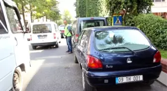 Çarpıp Giden Aracı Peçete ile İhbar Ettiler