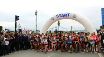 19 Mayıs Uluslararası Yarı Maratonu Samsun'da Yapıldı