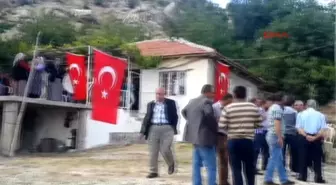 Afyonkarahisar Şehit Ateşi Afyonkarahisar'a Düştü