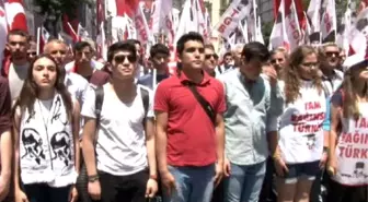 Şişli'de 19 Mayıs Yürüyüşü