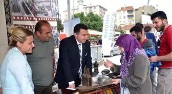 Başkan Bakıcı, Bozüyük Belediyesi Şehir Arşivi ve Müzesi'nin Tanıtım Standını Ziyaret Etti