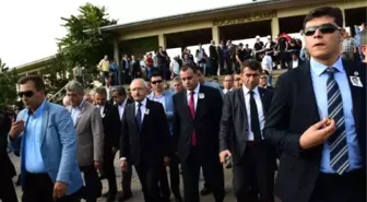 Kılıçdaroğlu'na Şehit Cenazesinde Yumurtalı Protesto