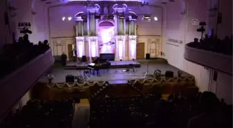 Perküsyon Sanatçısı Burhan Öçal Ukraynalı Pianist Aleksey Botvinov ile Konser Verdi