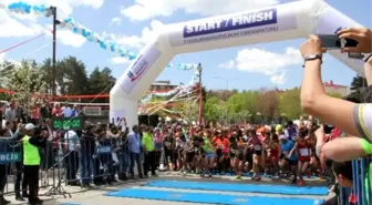 2. Uluslararası Erzurum Yarı Maratonu ve Nene Hatun Halk Yürüyüşü