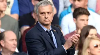 İngiliz Basını: Mourinho Manchester United'da