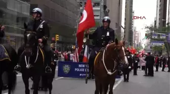 New York'ta Türk Günü Yürüyüşü Düzenlendi