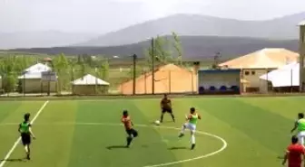 Başkale'de Futbol Turnuvası