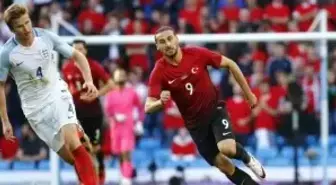 Spor Yazarları Milli Takımı Beğendi