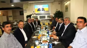 Başkan Akcan Yeni Muhtar Adayları ile Buluştu