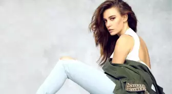 Serenay Sarıkaya'nın Fotoğrafını 10 Saatte 108 Bin Kişi Beğendi