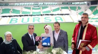 Mühendisi Olduğu Timsah Arena'da Dünya Evine Girdi