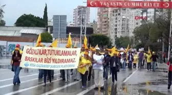 Adana'da 'Laik Eğitim, Laik Yaşam' Mitingi