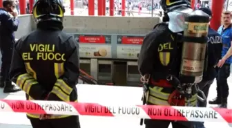 İtalya'nın Milano Kentindeki Bir Metroda Şüpheli Paket Bulundu