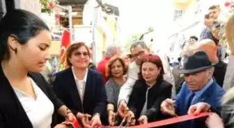 İzmir'in İlk Yazar Evi Açıldı