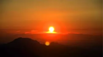 Nemrut Dağı'nda Büyüleyen Renkler