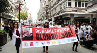 Samsun'da Görevi Başında Öldürülen Doktor Anıldı