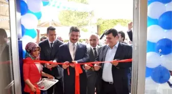 Sorgun'da Yeni Bir Mobilya Mağazası Törenle Hizmete Açıldı