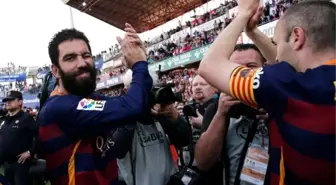 Barcelona Sportif Direktörü: Arda Turan Takımda Kalacak