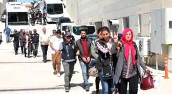 Elazığ'daki Terör Operasyonunda Gözaltına Alınan Şüpheliler Adliyeye Sevk Edildi