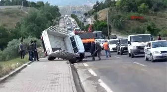 Bingöl'de Kaza 3 Yaralı