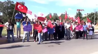 İzmir Alman Konsolosluğu Önünde Yumurtalı Eylem