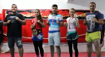 Kickboksta Antalya'ya 4 Madalya