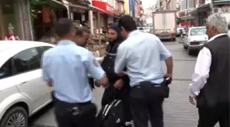 Otelin Önünden Geçerken Cinayet Şüphelisi Olarak Gözaltına Alındı