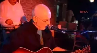 Bodrum İlhan Şeşen'den Bodrum'da Türkü Şov