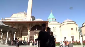 Mevlana Müzesi Ramazana Hazır