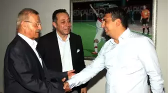 Antalyaspor Başkan Adayı Öztürk: Şovla Alakam Yok, Başarı İçin Geliyorum