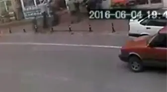 Balkondan Düşen Çocuğu Kurtaran Zabıtaya Ödül