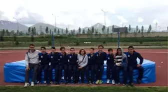Biga Ortaokulu Atletizm Takımı Yedinci Oldu