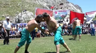 Gazipaşa Güreşlerinin Başpehlivanı Ferhat Binici Oldu