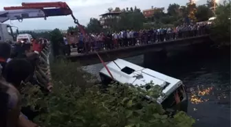 Osmaniye'deki Kazada Ölen 8'i Öğrenci 14 Kişinin Kimlikleri Belli Oldu
