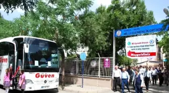 Salihli'de Kitaplı Koltuk Projesi Dalga Dalga Yayılıyor