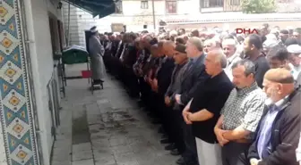 Sinop Uyurgezer Genç Kız Balkondan Düşüp Öldü