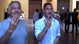 Totti Roma'yla 1 Yıl Daha Sözleşme İmzaladı