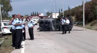 Zırhlı Polis Aracı Devrildi: 3 Yaralı (2)