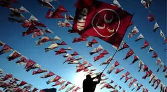 Bahçeli Kurultay Stratejisini Belirledi: MHP Yine Mahkemelik Olacak