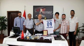 Tepecik Esnafspor Başkan Özakcan'dan Spor Tesisi İstedi