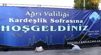 Ağrı Valiliği'nden Vatandaşa İftar