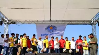 Akdeniz Belediyesi Çay Mahalle Evi'nin Futbol Turnuvası Sona Erdi