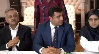 Demirtaş'tan Altan Tan'a Cevap: Biz Aynı Yerdeyiz, Yolunu Şaşıranlar Bulsun