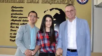 Liseli Genç Kızın, Nakil Kaple Yaşam Mücadelesi