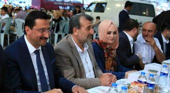 Keçiören Belediyesi'nin İftar Sofrası Bu Defa Ayvalı'da Kuruldu